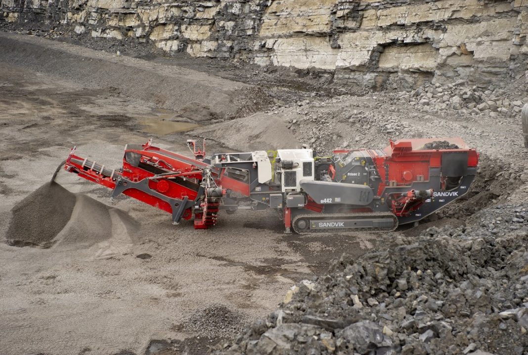 New Sandvik DD320S: safe, simple and cost-effective | The HeavyQuip ...