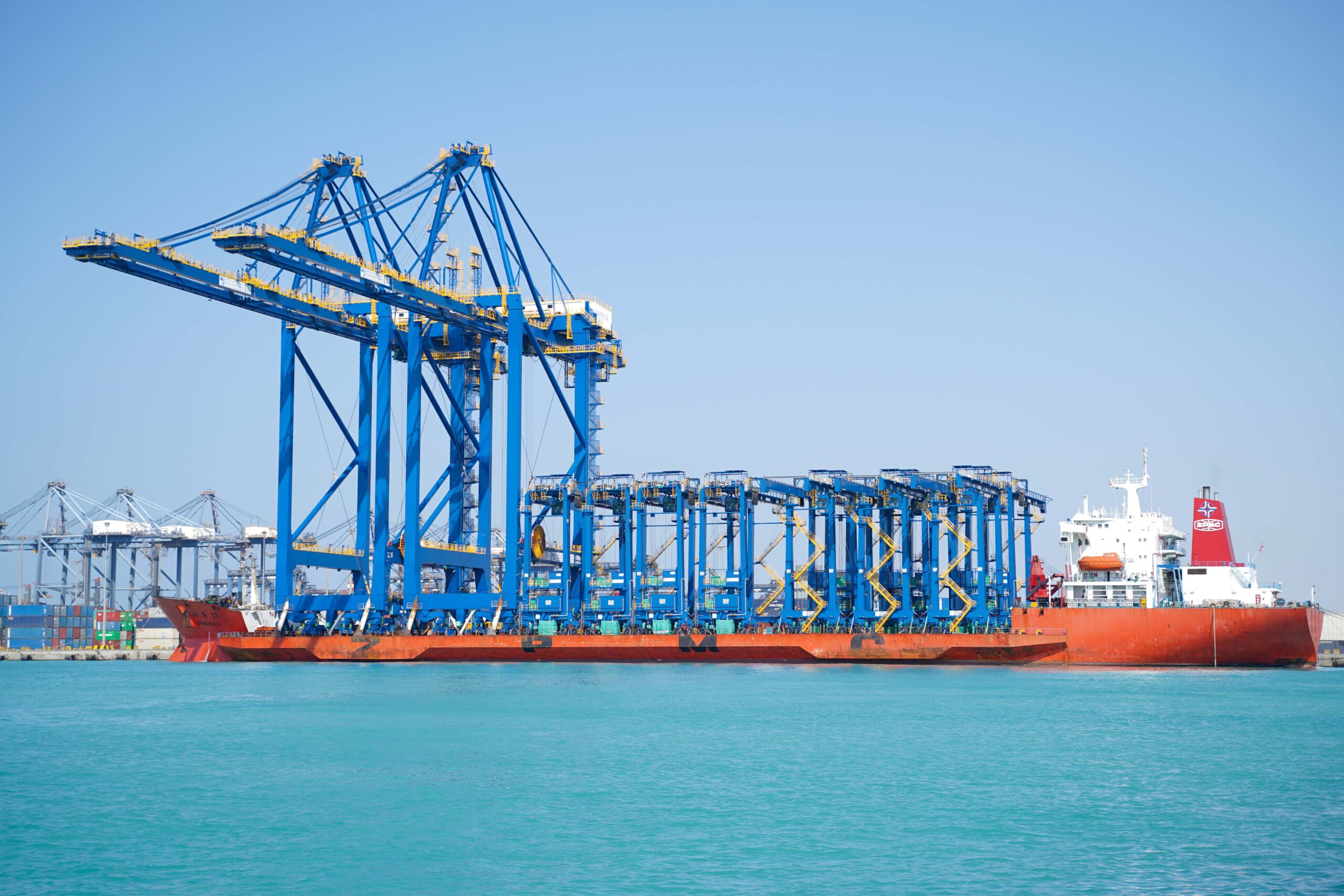 Sea Gateway Terminal USD 35 Million in New Cranes | The HeavyQuip Magazine