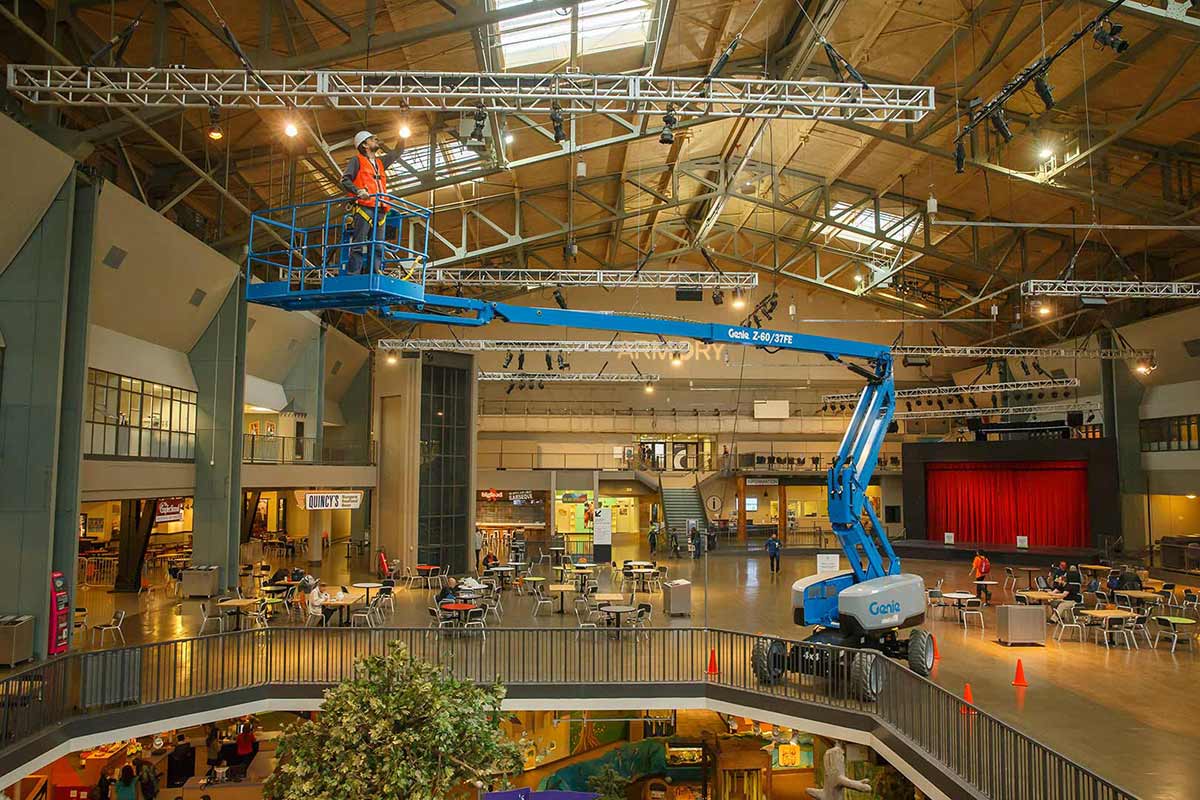 Genie® Z®-45 FE Articulated Boom Lift