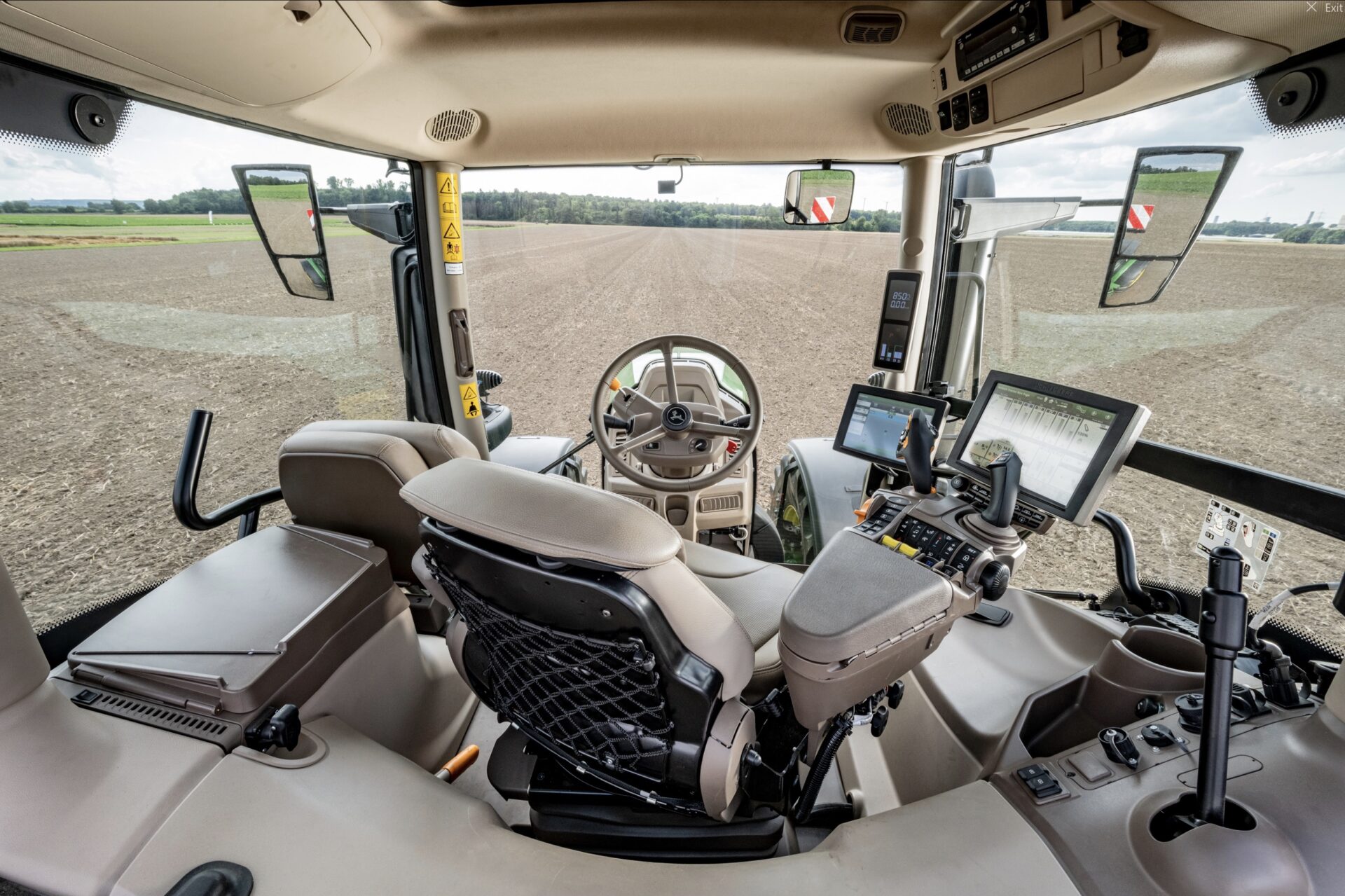 John Deere Launches New 6R Series Tractors | The HeavyQuip Magazine