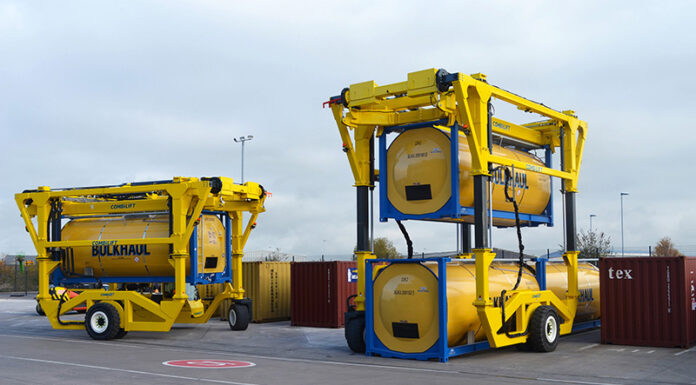 The Park Increases On-Site Storage Capacity With Two Combi-SC Straddle Carrier Models