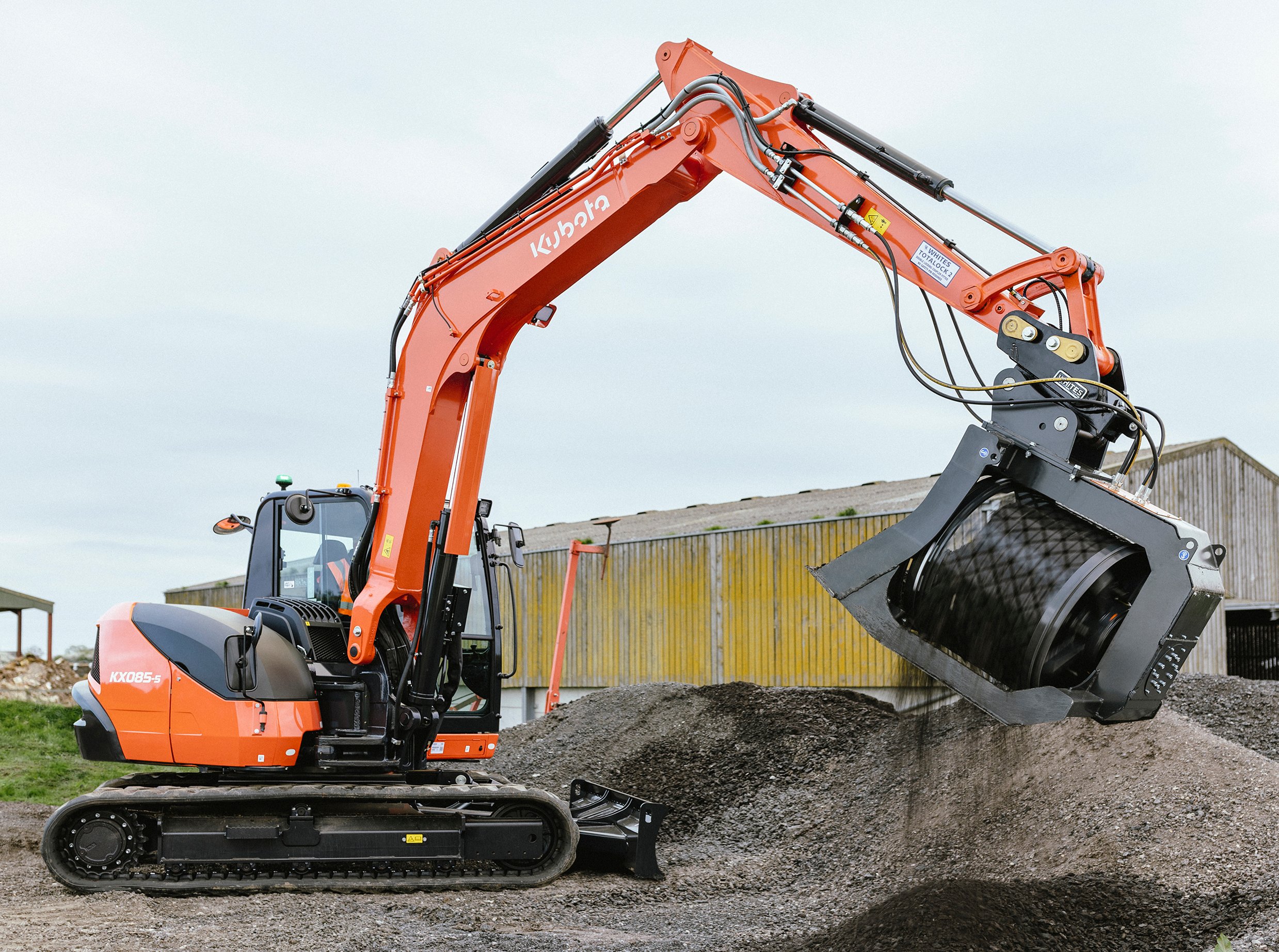 Gum Drejning om forladelse New Mini Excavator Enter Kubota Family: the 8.5 tonne Hydraulic Model is  the Right Tool to Operate in Restricted Spaces | The HeavyQuip Magazine
