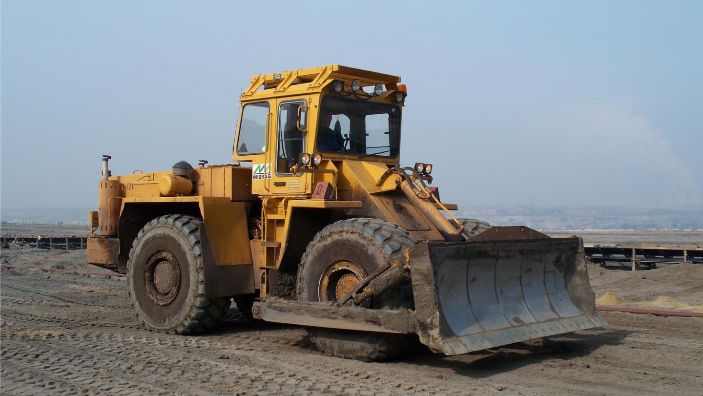 A Zettelmeyer_ZD_3001 Wheeled Dozer