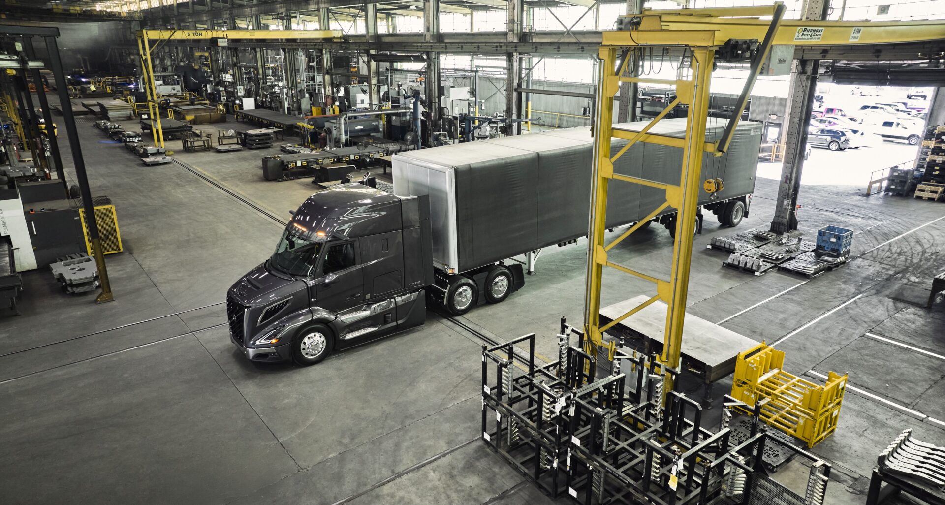 Volvo Trucks starts U.S. Production of New VNR Regional Hauler at Virginia Plant