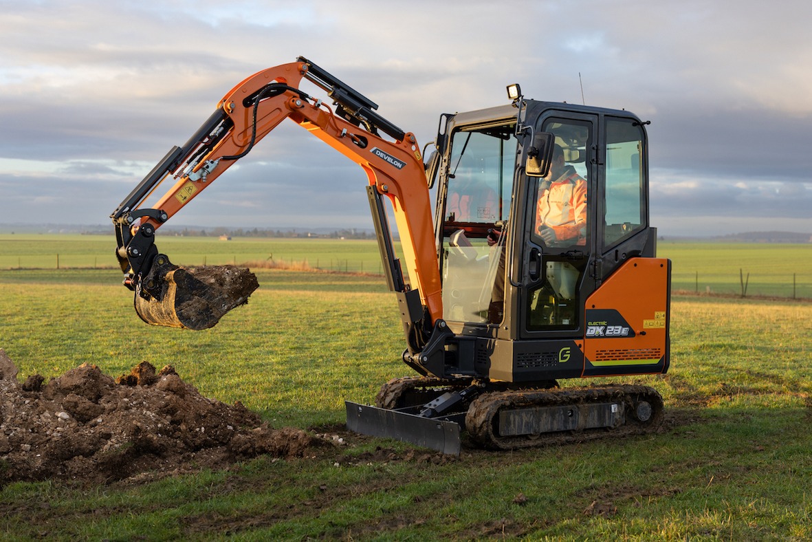 Develon Expands Electric Excavator Range With DX23E-7 Compact Model