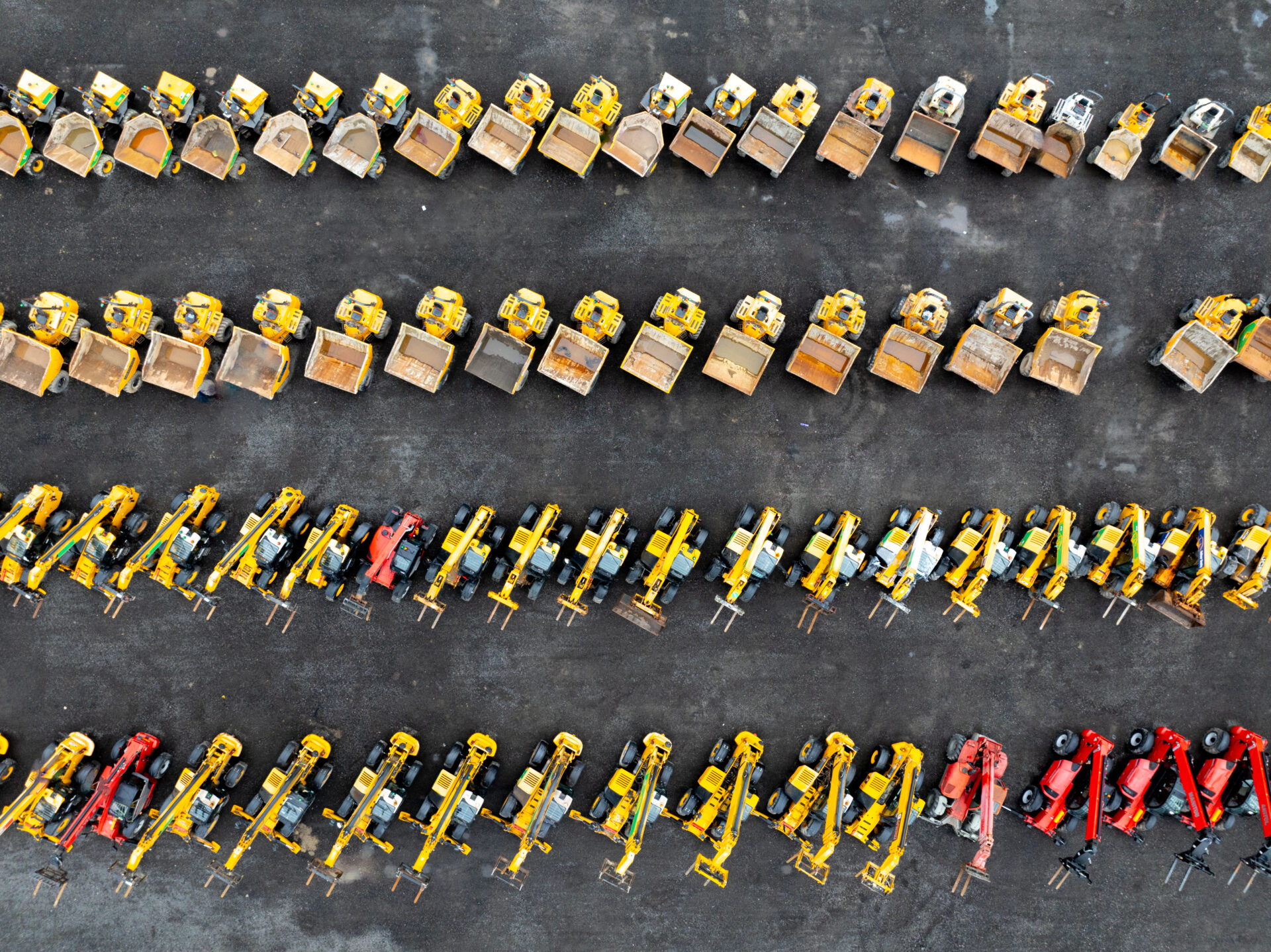 Market volatility is reshaping equipment decisions: war shocks oil $100+ turns heavy equipment into a risk problem