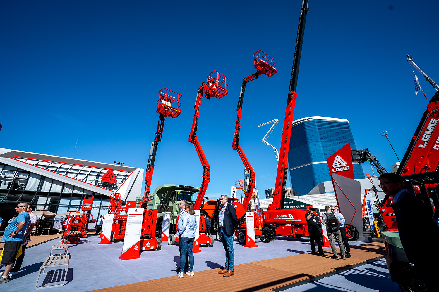 Lingong Group debuts unified global identity at CONEXPO 2026, expands SDLG and LGMG lineup for North America and Europe