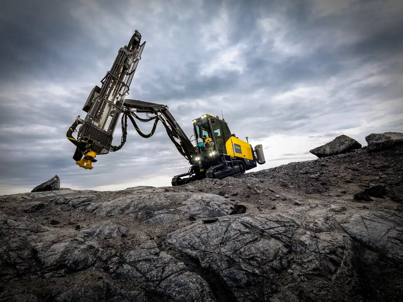 Epiroc to Showcase Next-Generation SmartROC T40 and Drilling Support Services at SaMoTer 2026