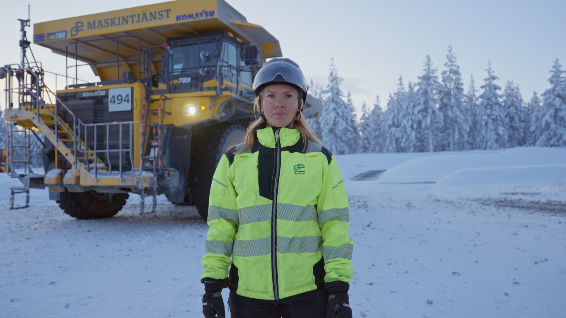 [Job Story] Extreme Heat, Deep Cold: Komatsu HD785 in the World’s Toughest Mines