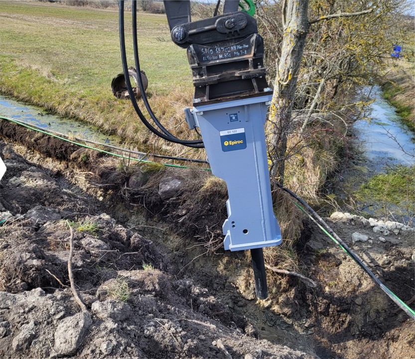 Epiroc Launches New EC 122 Hydraulic Breaker