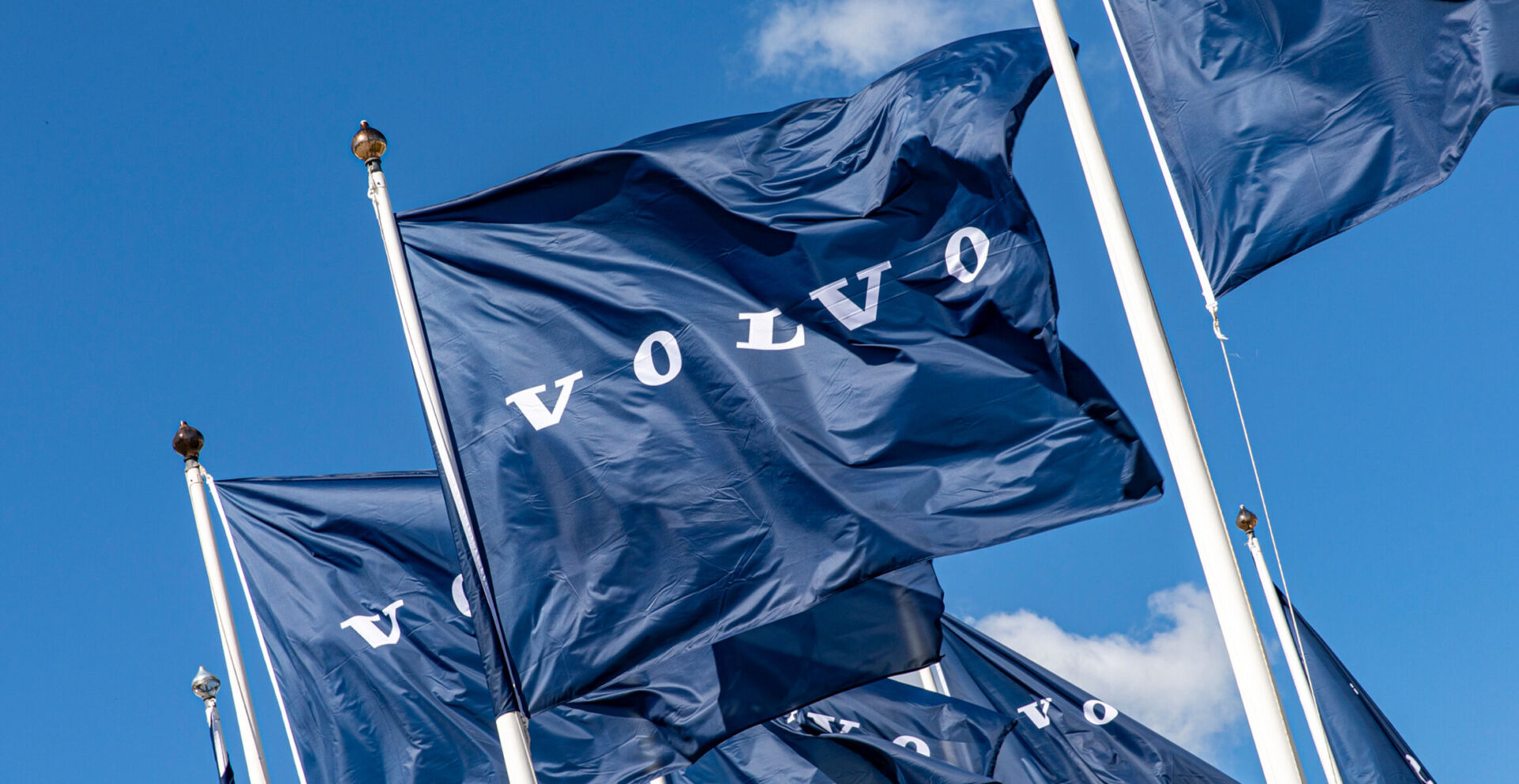 Volvo CE to Wind Down Rokbak Articulated Haulers, Refocus Motherwell on Rigid Trucks