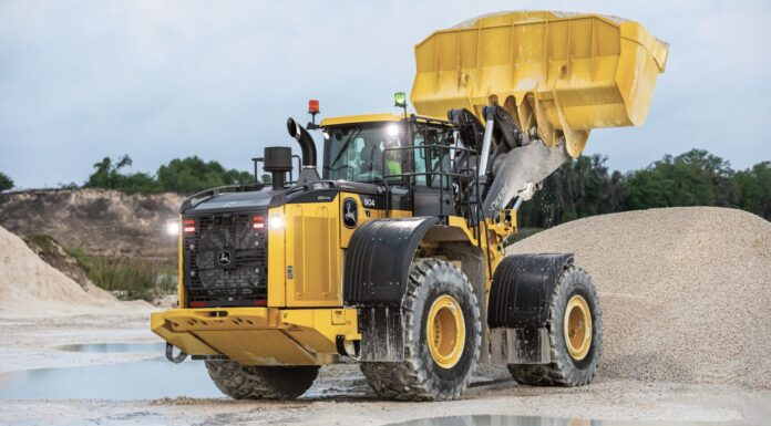 John Deere Launched New 844 and 904 X-Tier Wheel Loaders