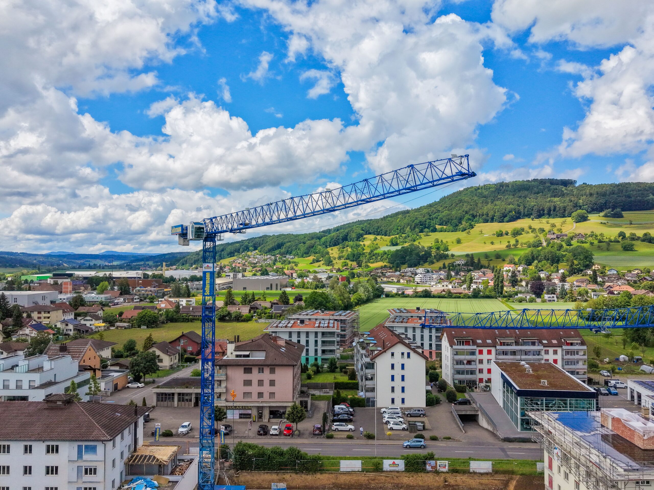 Interkran, Raimondi’s Swiss Distributor, Expands its Fleet with 18 Flat-Top Tower Cranes