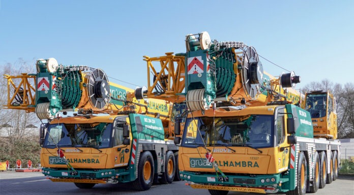 Spanish Company Grúas Alhambra Adds Two Grove GMK5120L Cranes to Its Fleet