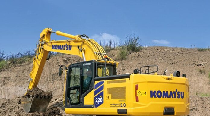 Komatsu Puts Intelligent Machine Control Into a Narrower 22-Tonne Excavator