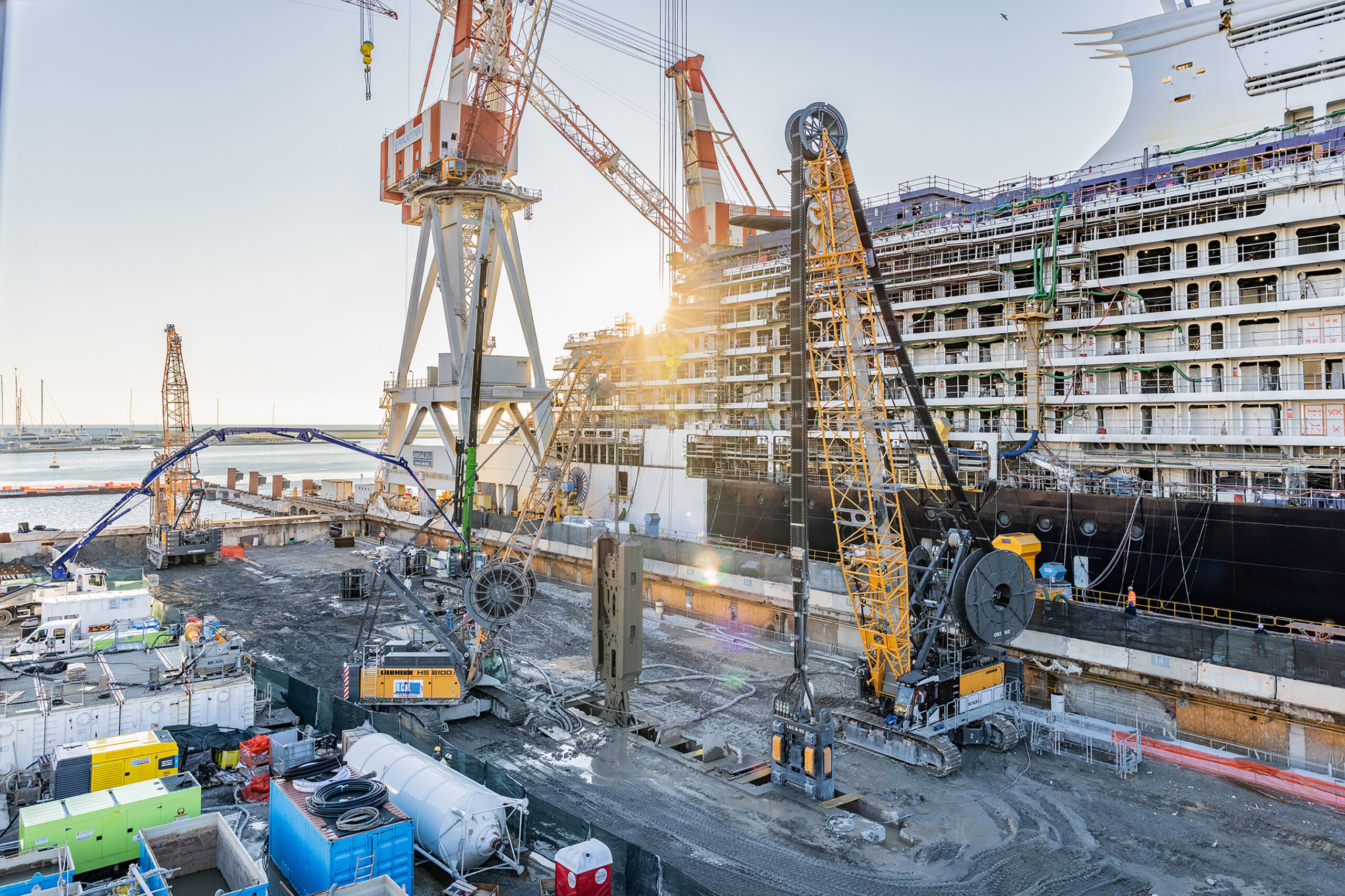 [Job Story] Liebherr Faces a Tough Foundation Test at Genoa’s New Dry Dock