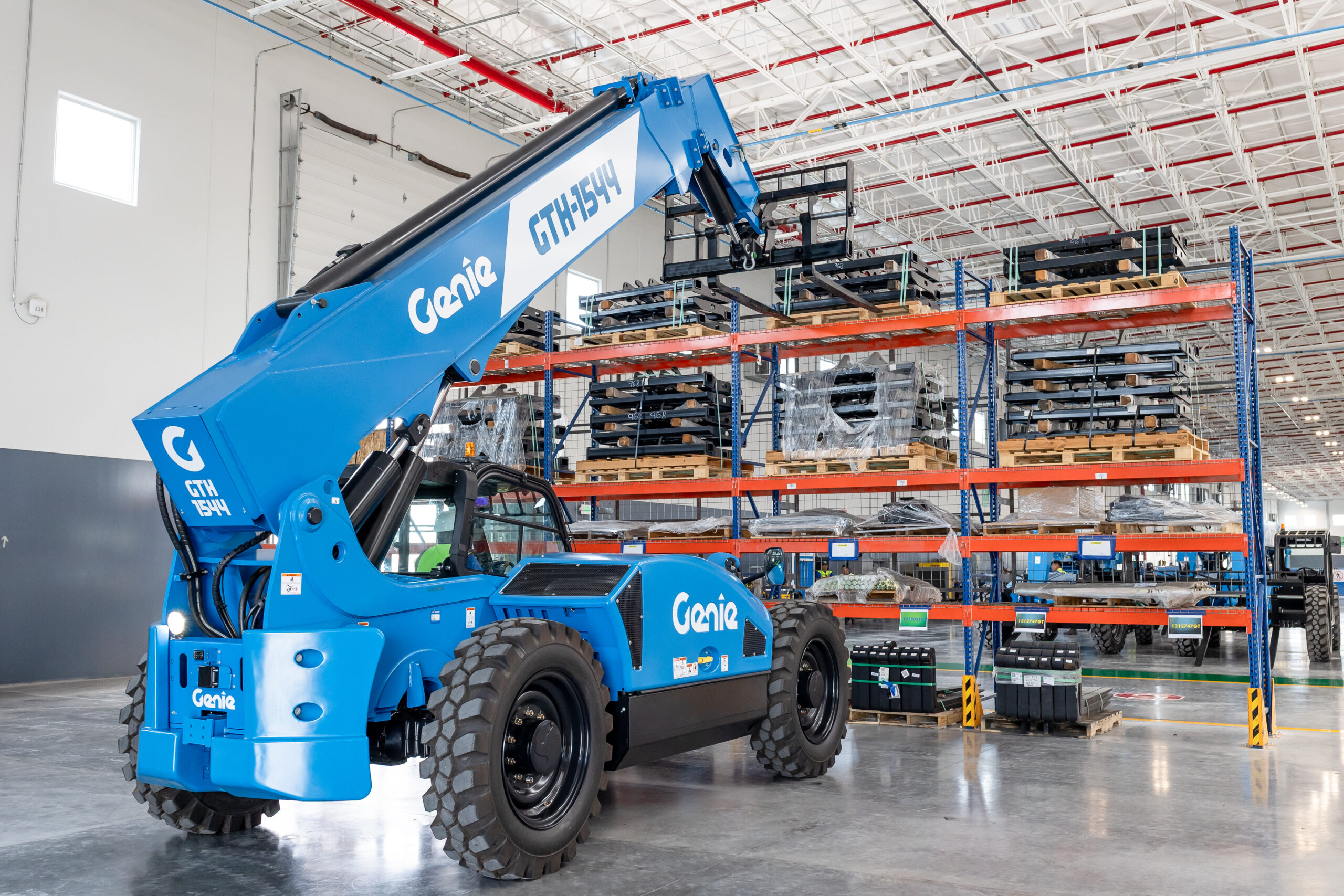 Genie GTH-1544 Focuses on Material Flow in Large Jobsite Operations