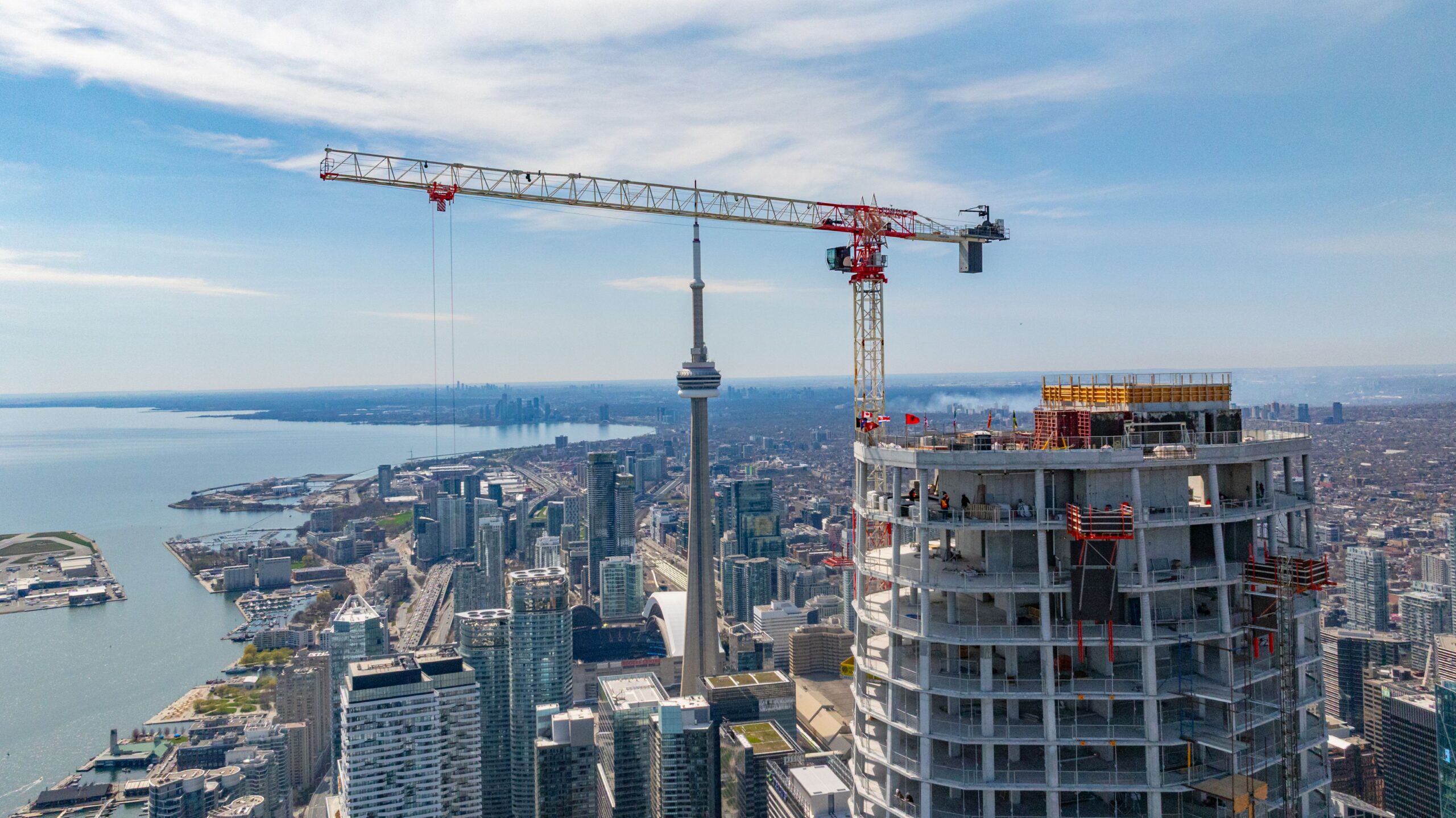 [Job Story] Terex CTT 472-20t Operating on Toronto’s SkyTower Project