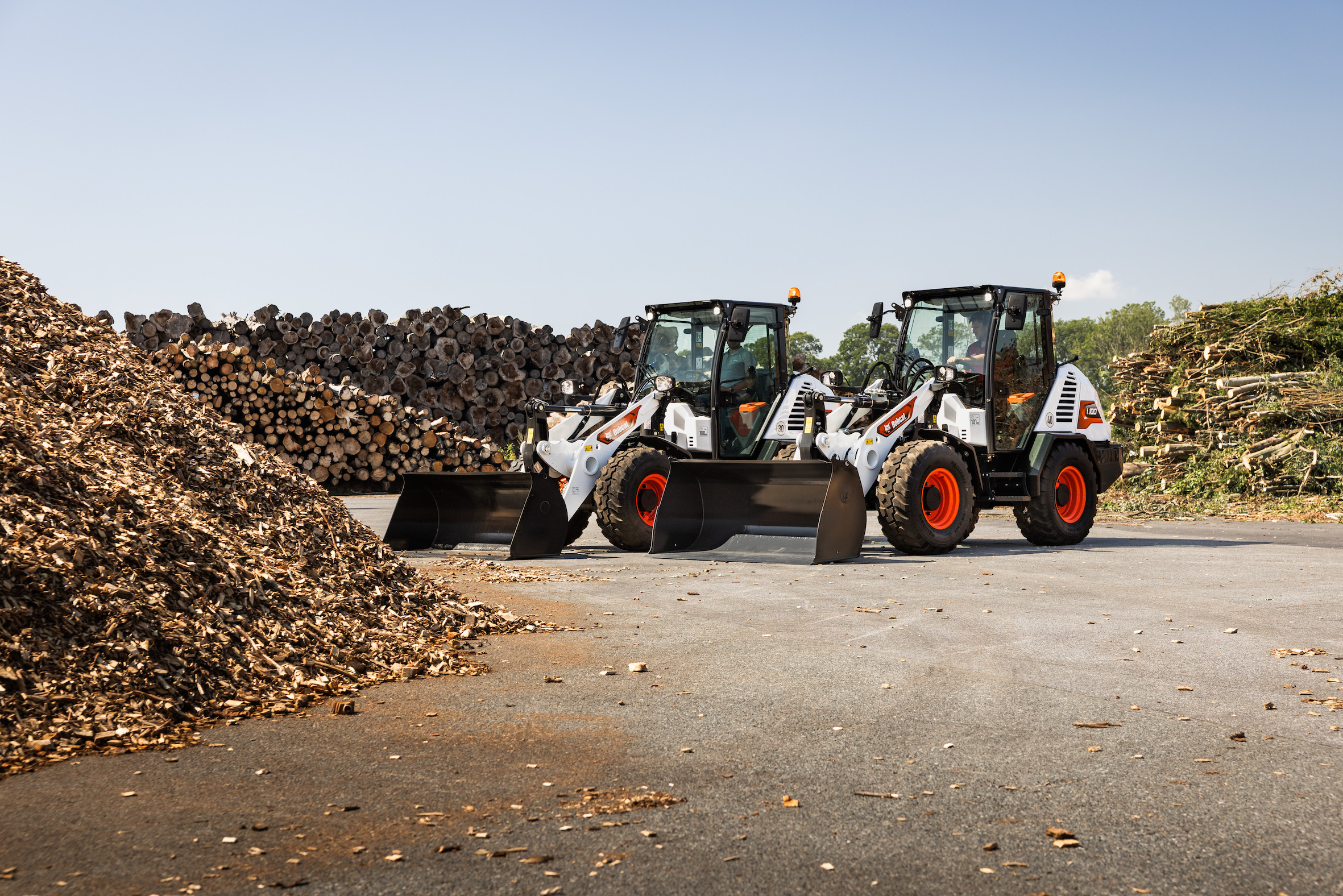 Bobcat Boosts Power and Control in New L100 and L85 Wheel Loaders