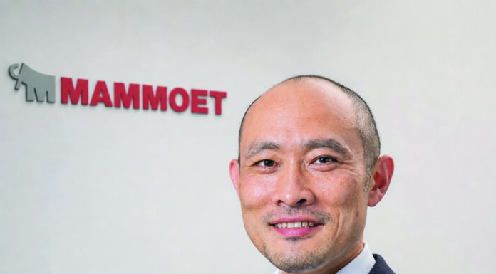 Yusuke Kakinuma, Representative Director of Mammoet Japan K.K.