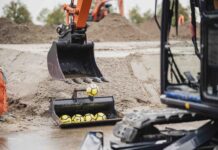 Belgian Operator Guy Jacobs Wins LANDCROS European Operator Challenge