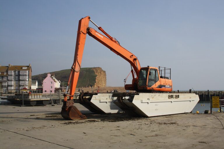 Amphibious Excavators
