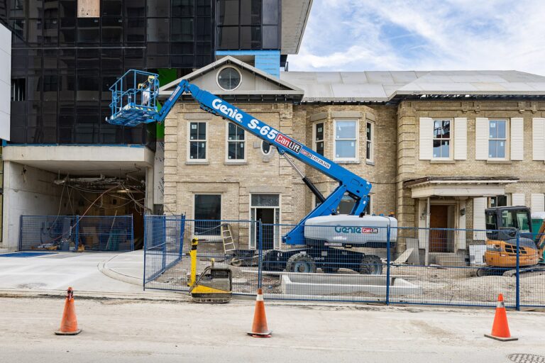 Genie S-65 telescopic boom lift