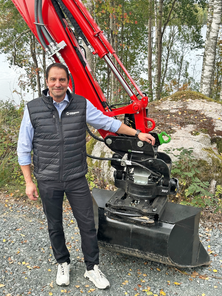 After 20 Years, Steelwrist’s Founder Hands Over: Jon Lind to Lead Terratech and Steelwrist