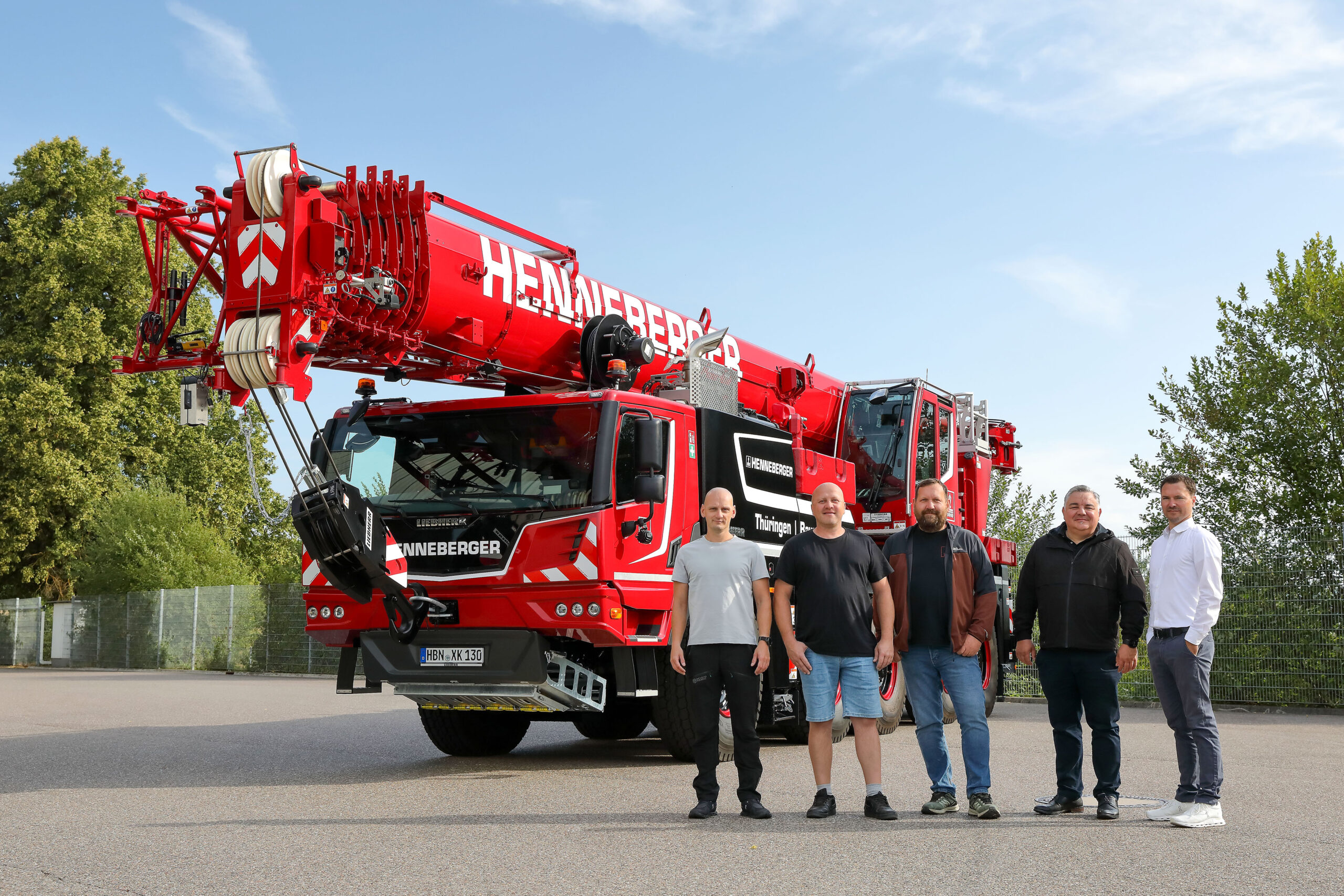 Narrow Roads, Weak Bridges: Why Henneberger Chose a 2.55-Metre-Wide 100-Tonne Crane