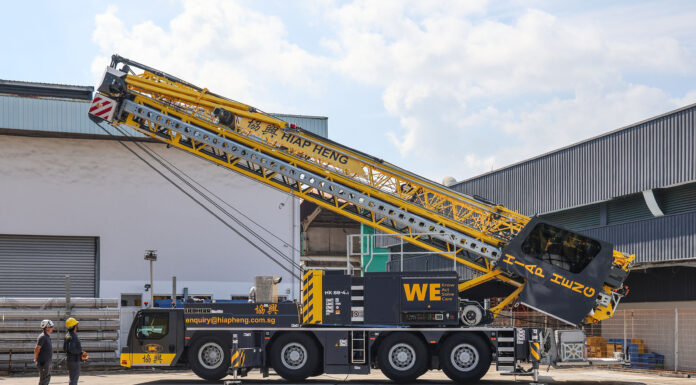 Built for Singapore’s Tight Sites: Hiap Heng Enters the Mobile Construction Crane Market Hiap Heng's new Liebherr MK 88-4.1E mobile construction crane