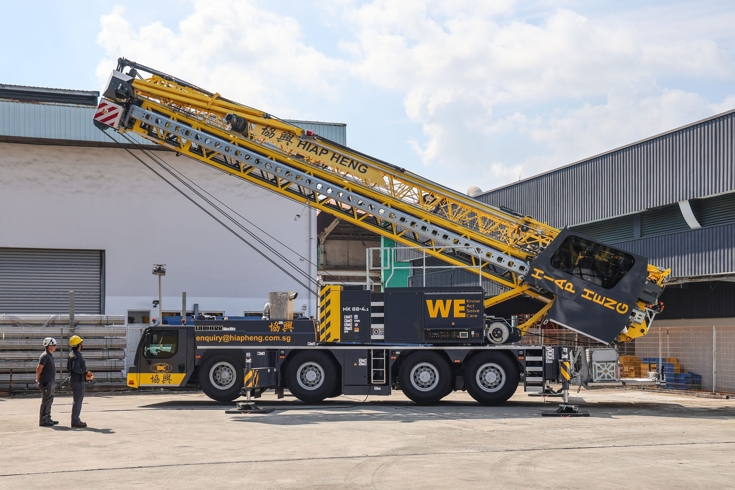 Built for Singapore’s Tight Sites: Hiap Heng Enters the Mobile Construction Crane Market