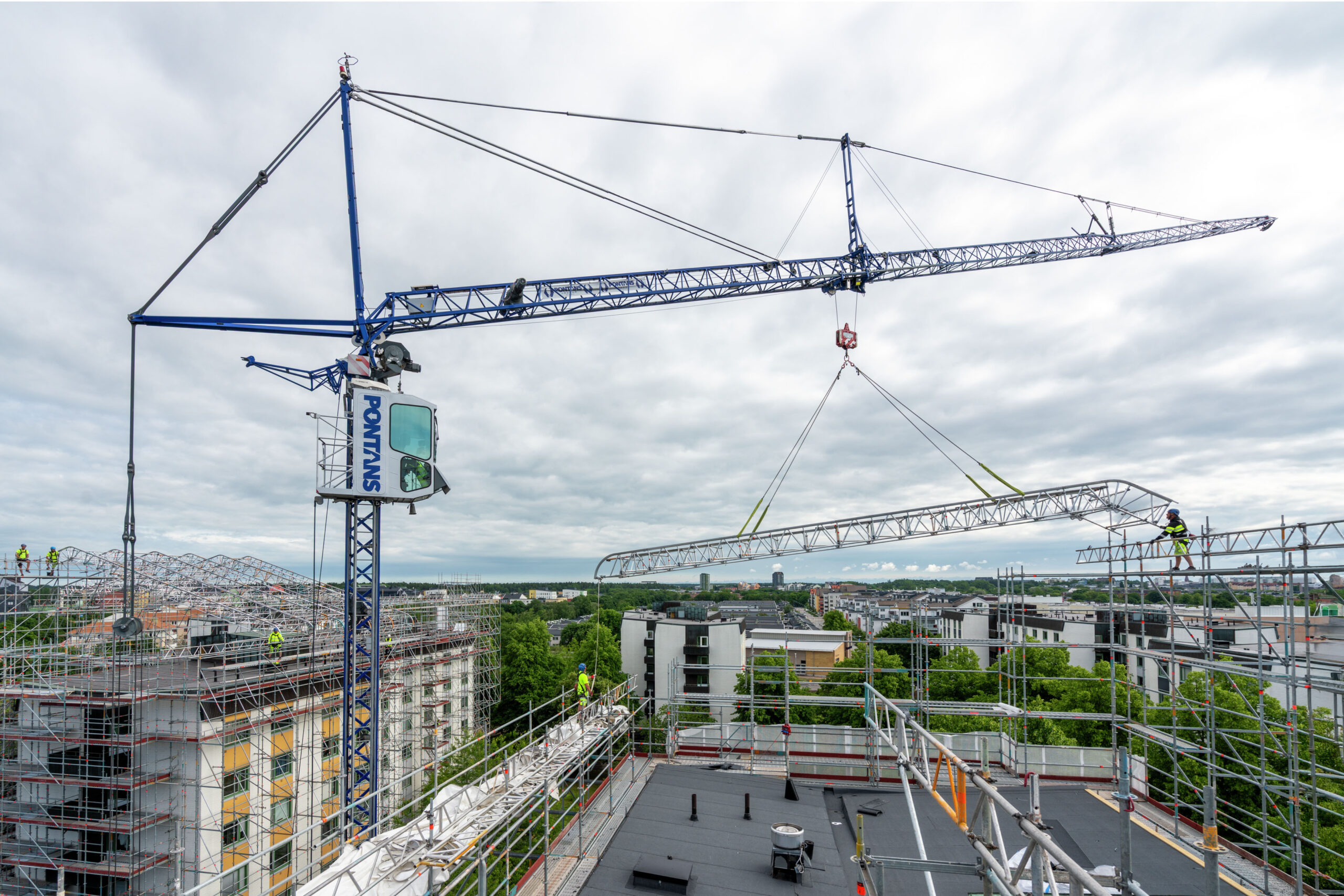 Roof to Roof in a Day: How a Mobile Construction Crane Moved a Canopy in Uppsala