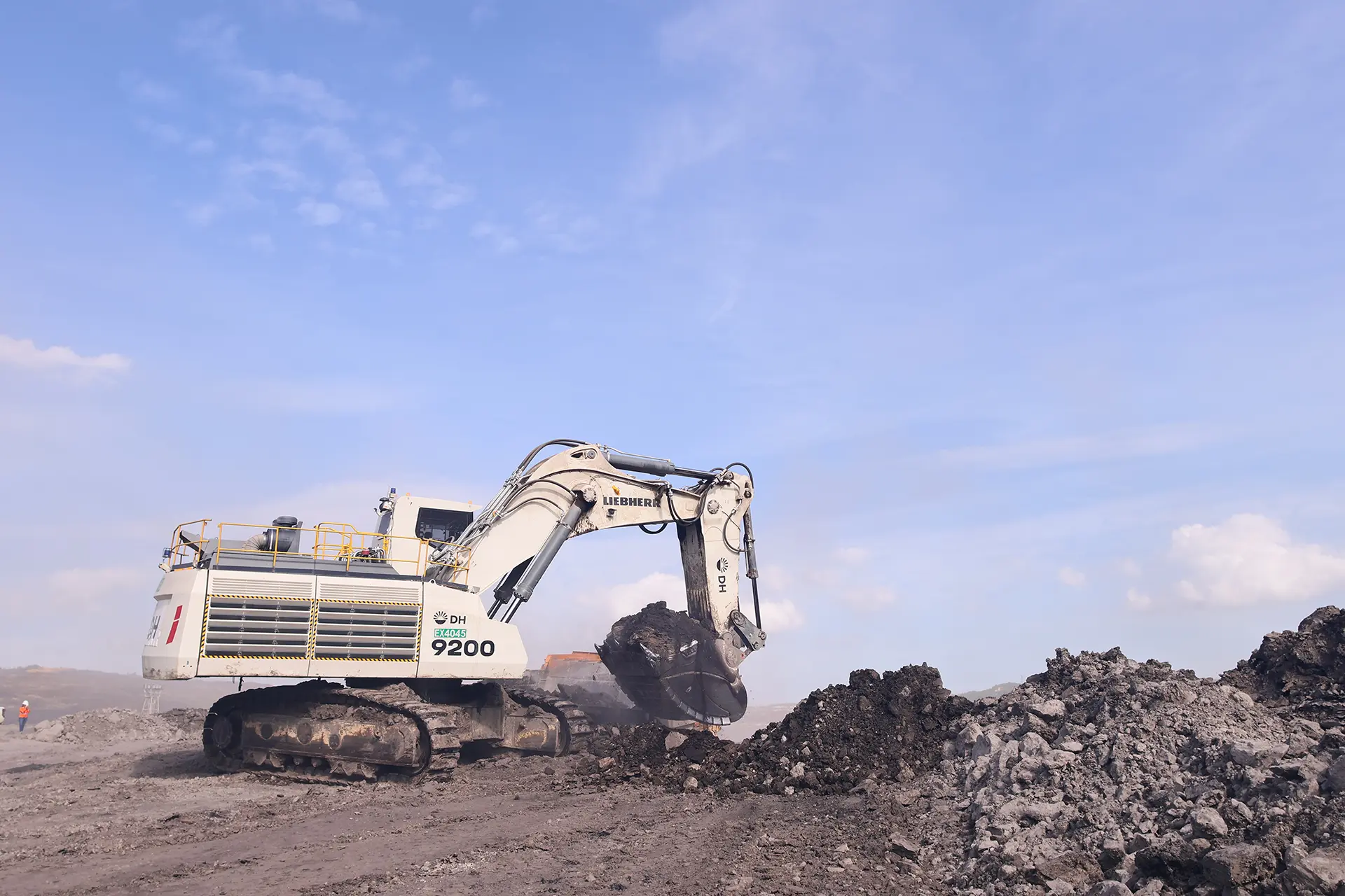 A Liebherr R 9200 excavator in Darma Henwa's fleet