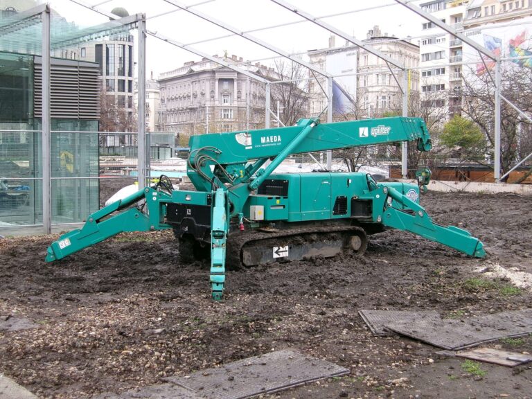 Mini & Spider Cranes