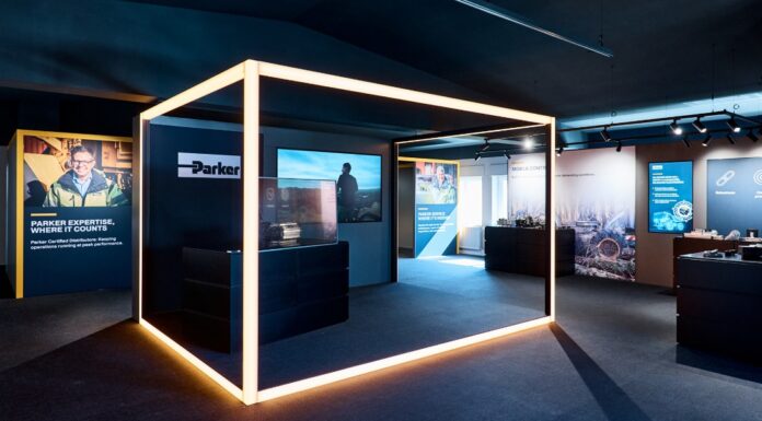 Parker Opens Motion Centre for Mobile and Industrial OEMs Parker Motion Systems Experience Center in Offenburg, Germany