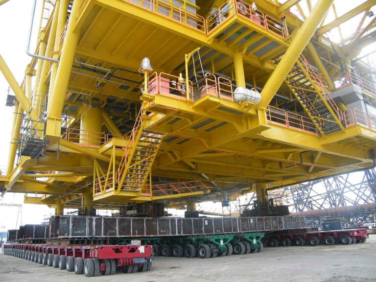 Self-Propelled Modular Transporters