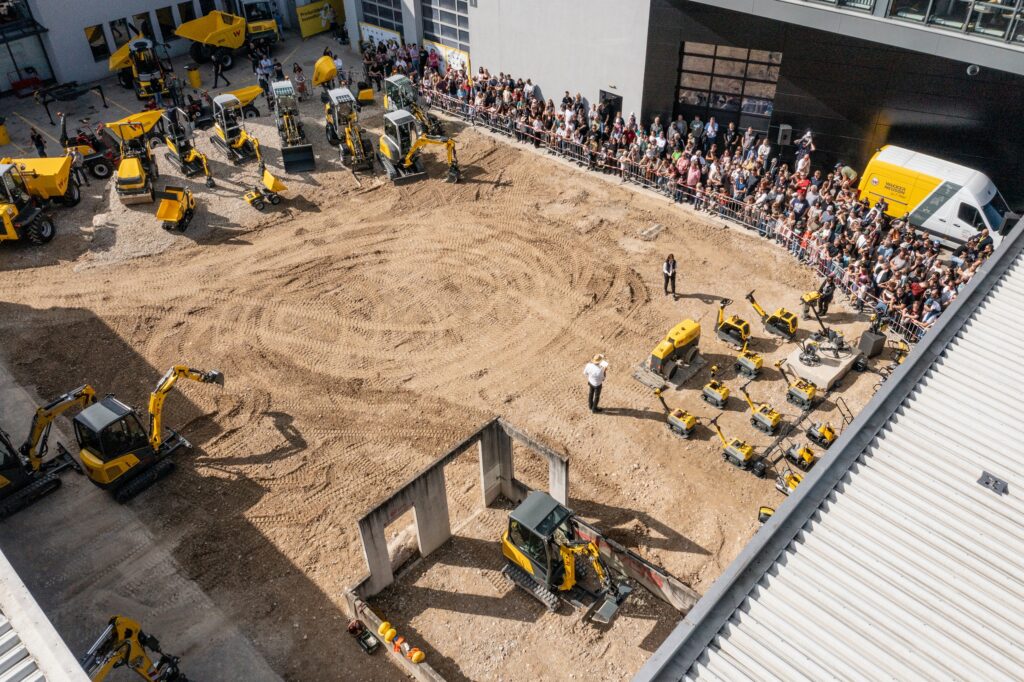 Wacker Neuson Opens the Factory Doors