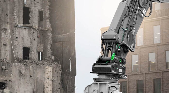 A Steelwrist tiltrotator carrying a demolition attachment (Image: Steelwrist)