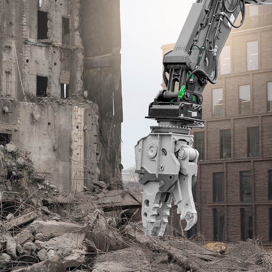 A Tiltrotator Maker Joins the AEM Tour, and Shows How Much It Now Builds in the U.S.