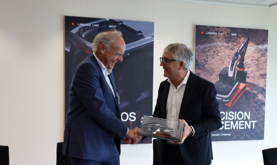 LANDCROS and Akkodis Partner to Speed Up Machine Customisation in Europe